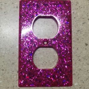 Pink w/purple glitter butterflies Plug Cover